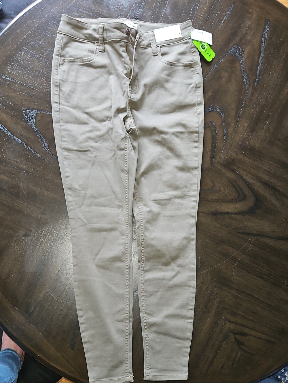 Maurices High Rise Green Jeggings
